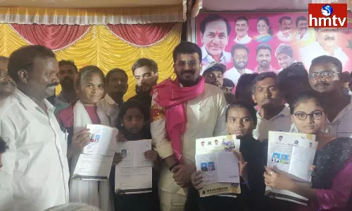 Myanampally Rohit Helped a Poor Woman in Naskal Medak District Myanampally Rohit Helped a Poor Woman in Naskal Medak District