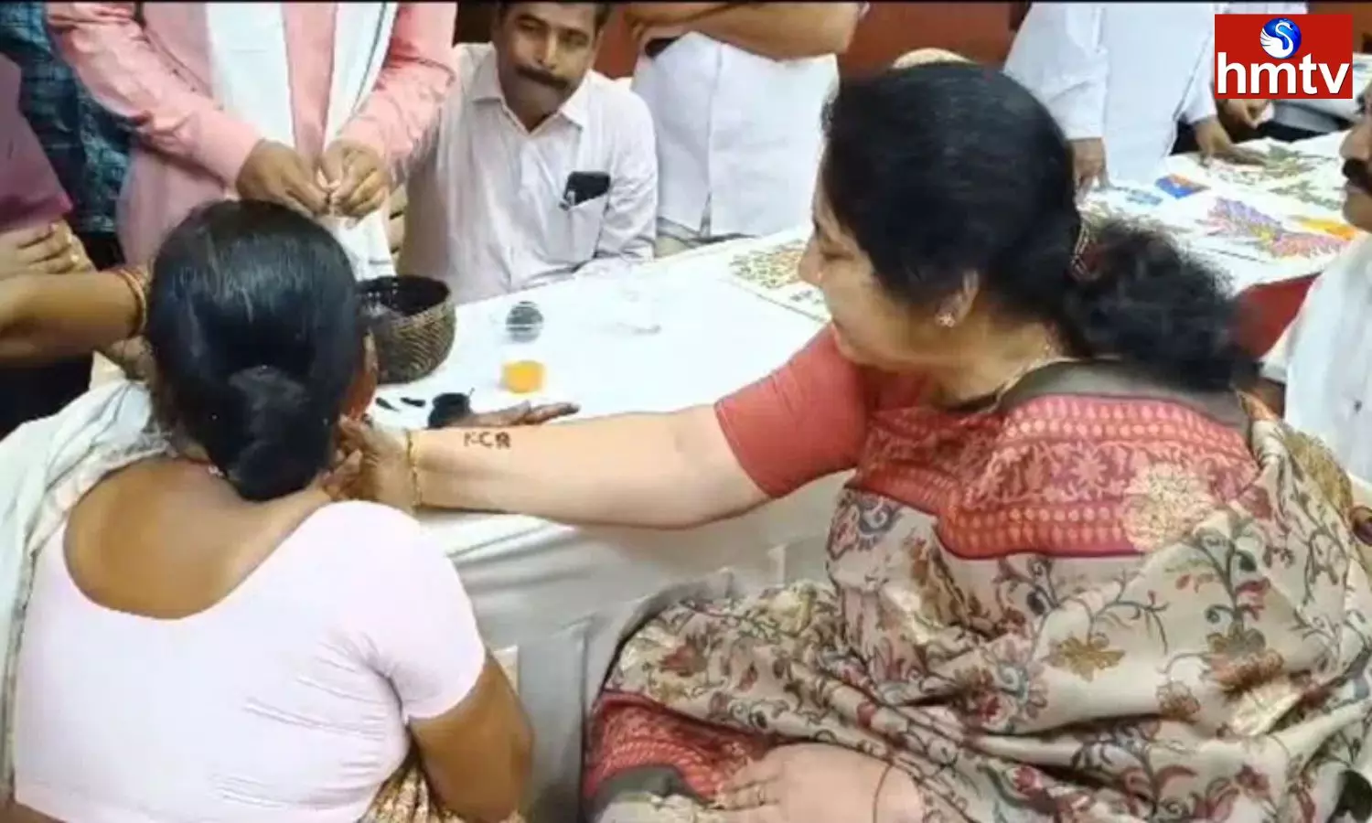 Minister Satyavathi Rathod Gets CM KCR Name as Tattoo on Her Hand