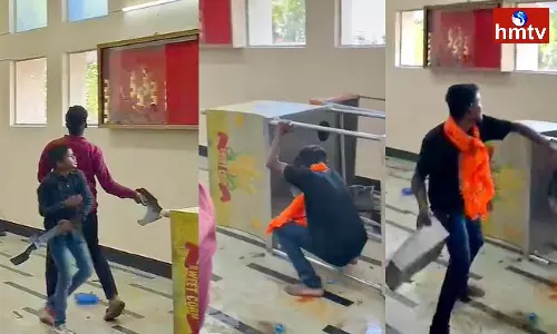 Adipurush Pabhas Fans Broke Theater Glasses in Sangareddy District