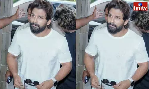 Allu Arjun And His Wife Sneha Reddy Visited Apollo Hospital to se Mega Princess