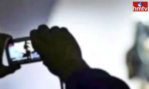 A Young Woman made a Naked Video Call to a Facebook Friend The Groom Refused to Marry