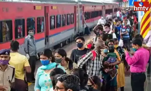 Indian Railway Are you Making a Journey Without Ticket in the Train There is a Chance of Imprisonment Along With a Fine