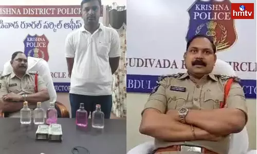 Rural CI Caught Taking Bribe In Gudivada Rural CI Caught Taking Bribe In Gudivada