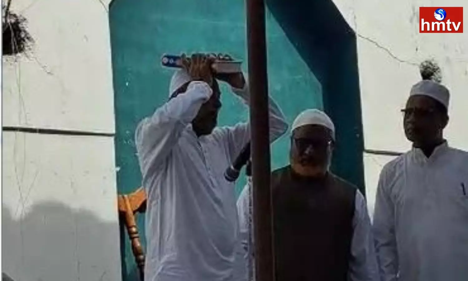 Father Goes Emotional in Bakrid, Asks god for Release of his Son From Jail Father Goes Emotional in Bakrid, Asks god for Release of his Son From Jail