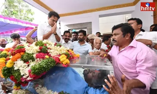 Minister KTR Pays Tribute To Singer Saichand