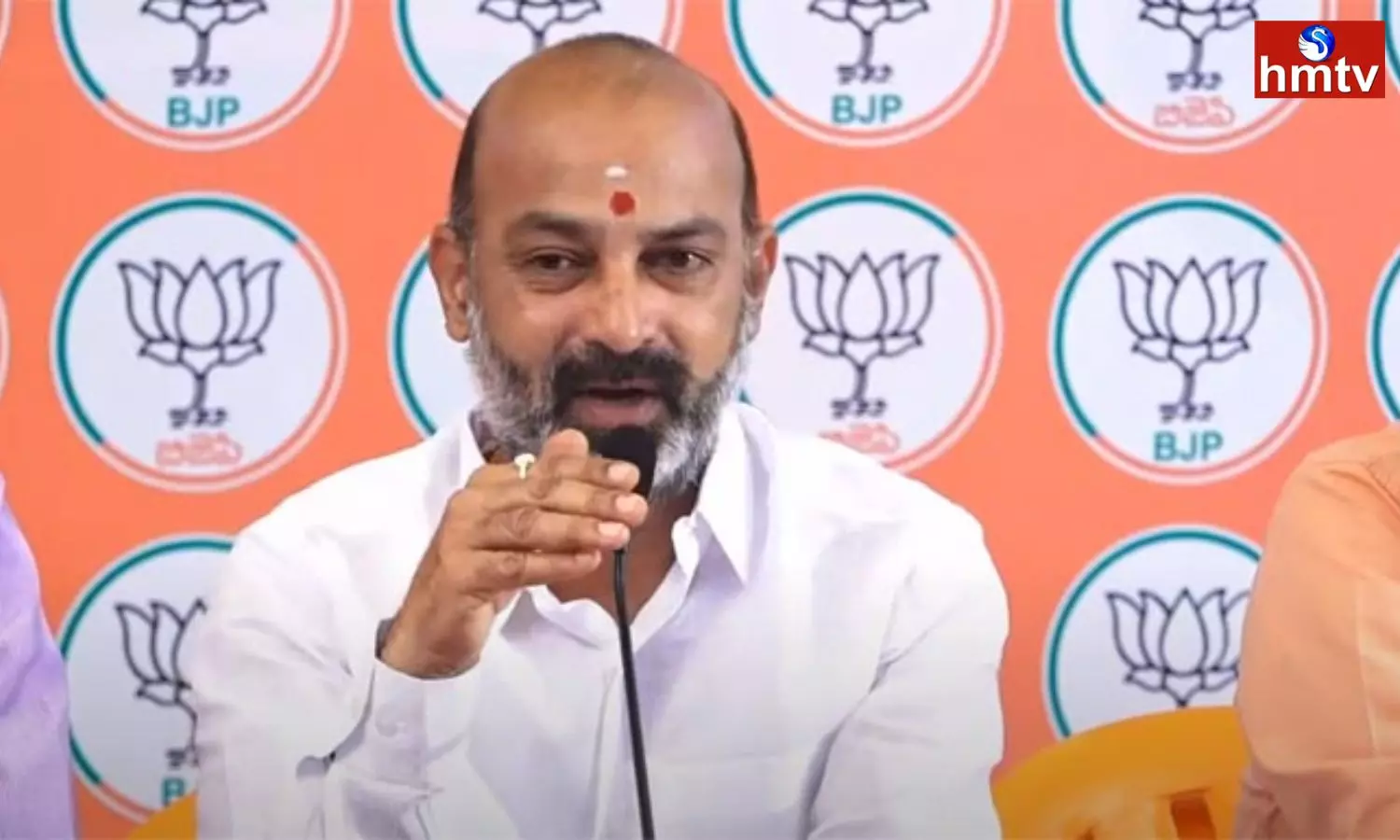 Bandi Sanjay Comments On CM KCR