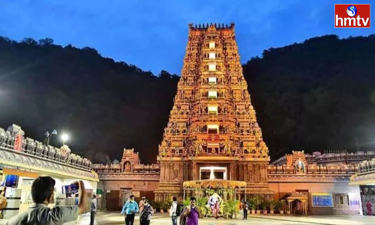 The Differences Between The Kanaka Durga Temple Eo And Chairman