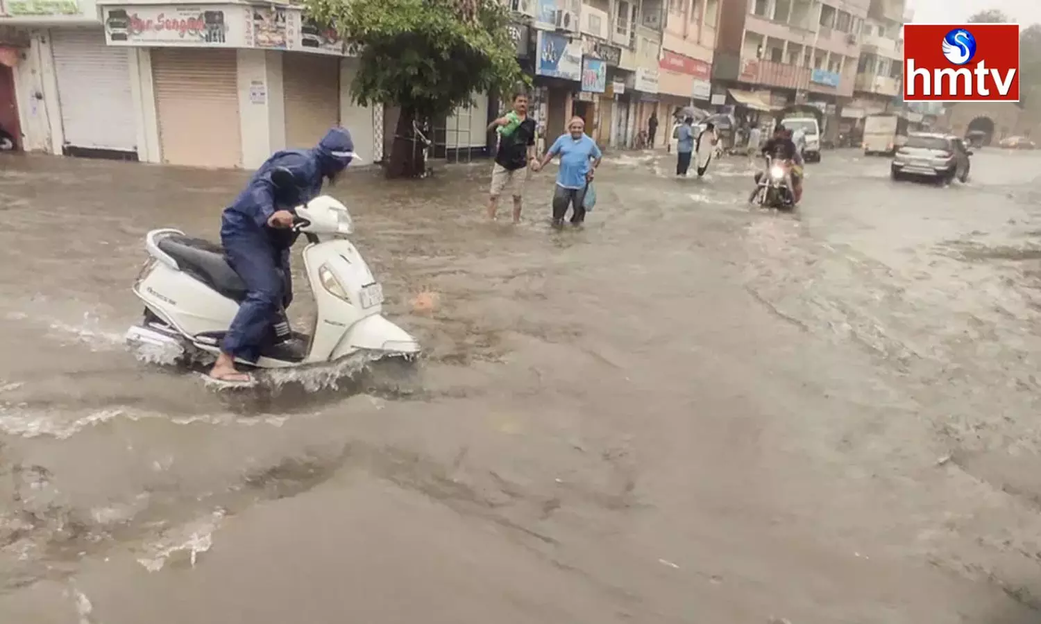 Gujarat Grapples with Heavy Rainfall