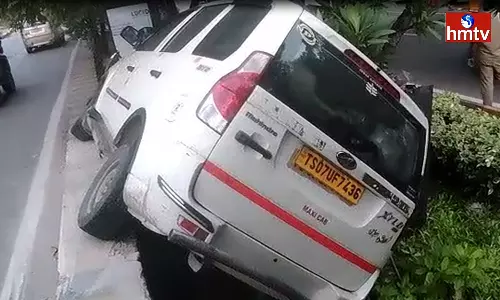 Car Accident Near Jubilee Hills Checkpost Hyderabad