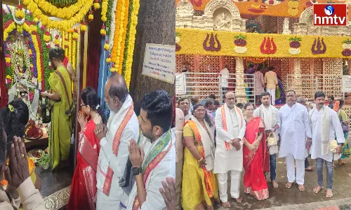 Rajya Sabha Members Laxman Who Visited Lal Darwaza Simhavahini Ammavaru