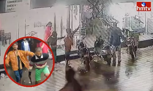 Knife Gang At Summerland Juice Centre Knife Gang At Summerland Juice Centre