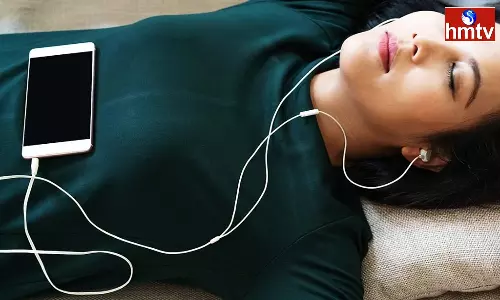 Sleeping with Earbuds at Night can Cause Serious Damage to the Ears Sleeping with Earbuds at Night can Cause Serious Damage to the Ears
