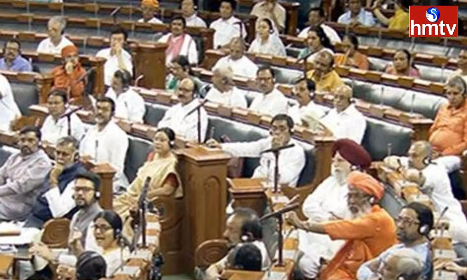 Opposition Parties Protest In Parliament Demanding Pm Modis Statement On Manipur Violence