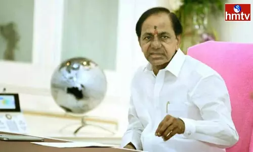 CM KCR Came To Raj Bhavan On The Invitation Of The Governor