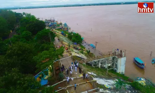 Heavy Flood Flow in Bhadrachalam Godavari