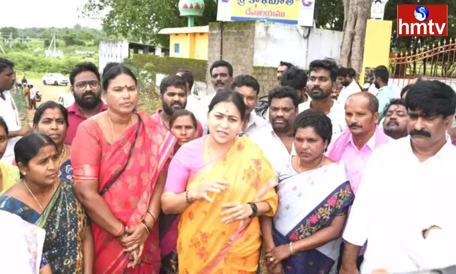 Mahabubabad MP Maloth Kavitha visit to the Flood-Affected Areas