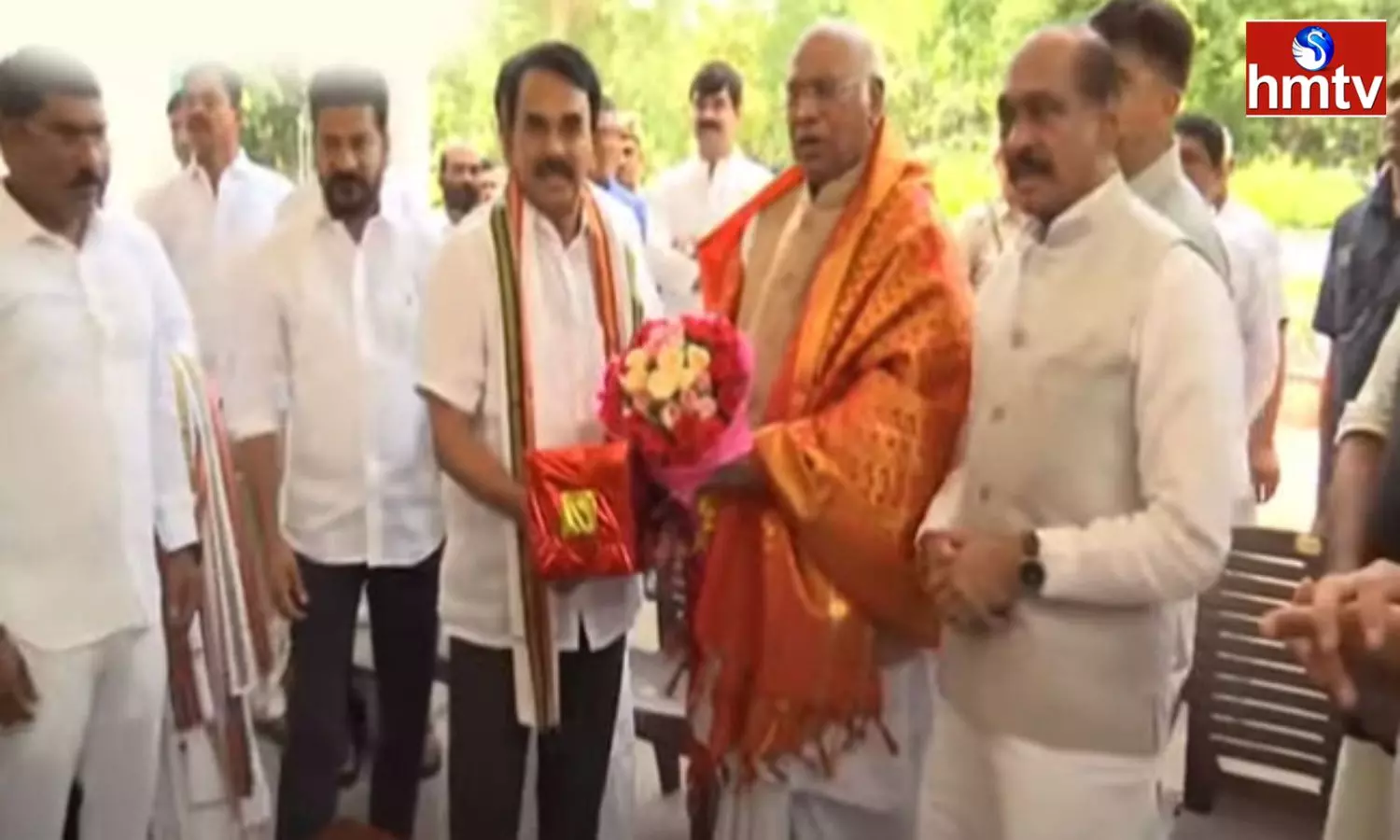 Jupally Krishna Rao Joined the Congress Jupally Krishna Rao Joined the Congress