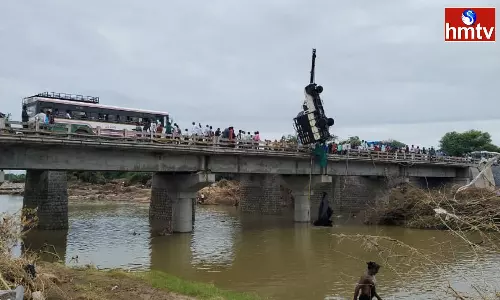 A Vegetable Van Overturned on the Road in Nirmal District