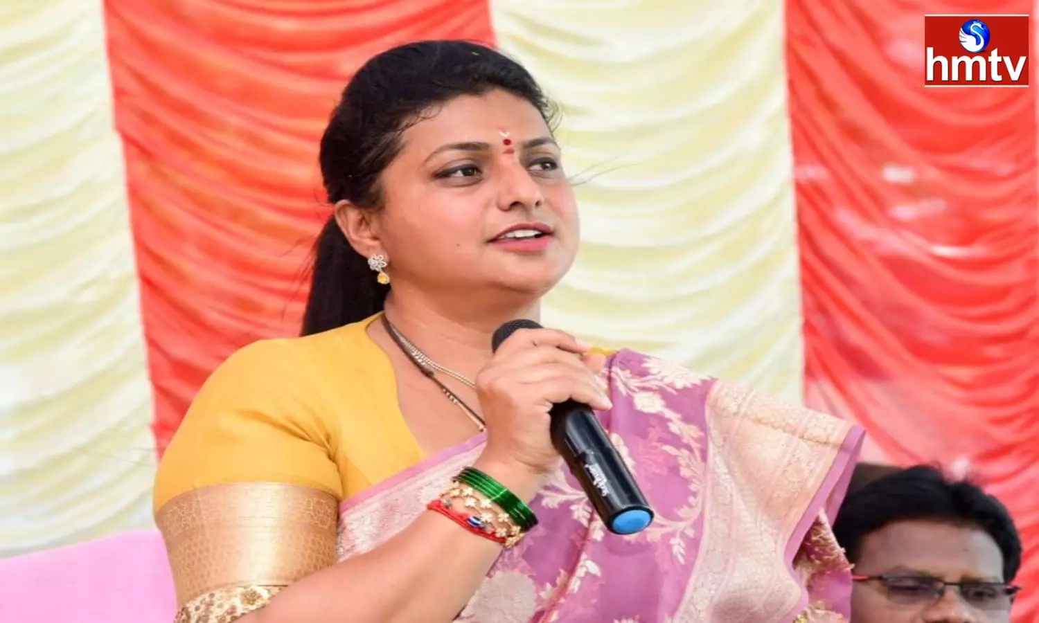 Pawan Kalyan Is Ready To Be Admitted To A Mental Hospital Says Roja