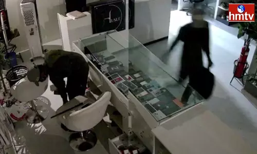 Theft In KPHB Police Station Area Theft In KPHB Police Station Area