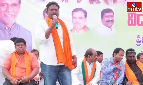 CM KCR Boasted That He Will Build Double Bedroom Houses Says Baithi Sridhar CM KCR Boasted That He Will Build Double Bedroom Houses Says Baithi Sridhar