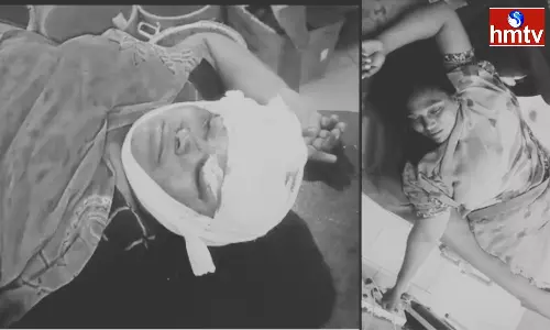 Road Accident In Palnadu One Member Died Eight Members Injured