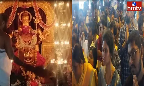 Devotees At Peddamma Temple Jubilee Hills