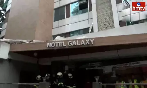 Three Dead 5 Injured As Fire Breaks Out At Mumbais Hotel Galaxy Three Dead 5 Injured As Fire Breaks Out At Mumbais Hotel Galaxy