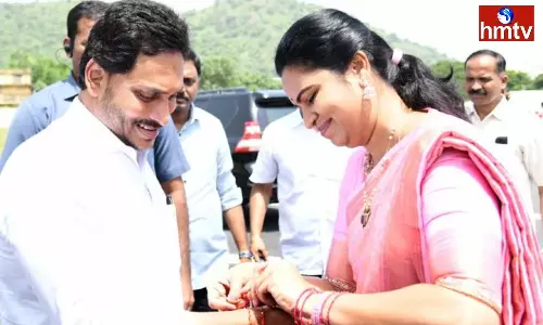 Minister Vidadala Rajini Tied the Rakhi to CM Jagan