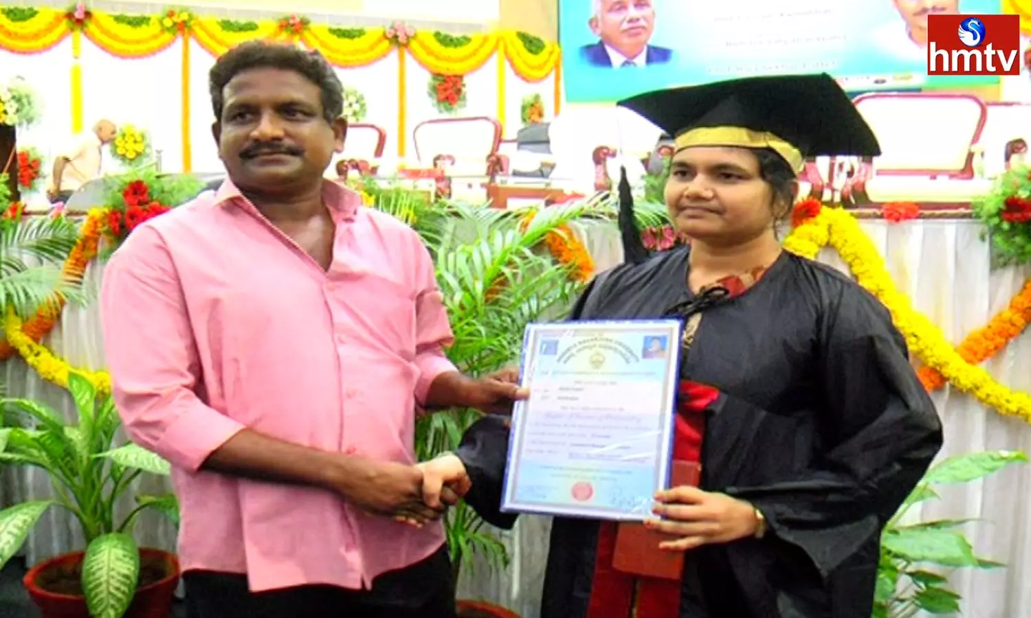 Auto Driver Wife Who Completed Her PhD With Persistence