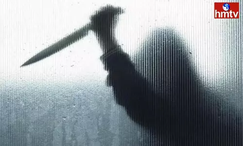 An Unknown Man Enters The Home Attack Sister And Brother With A Knife