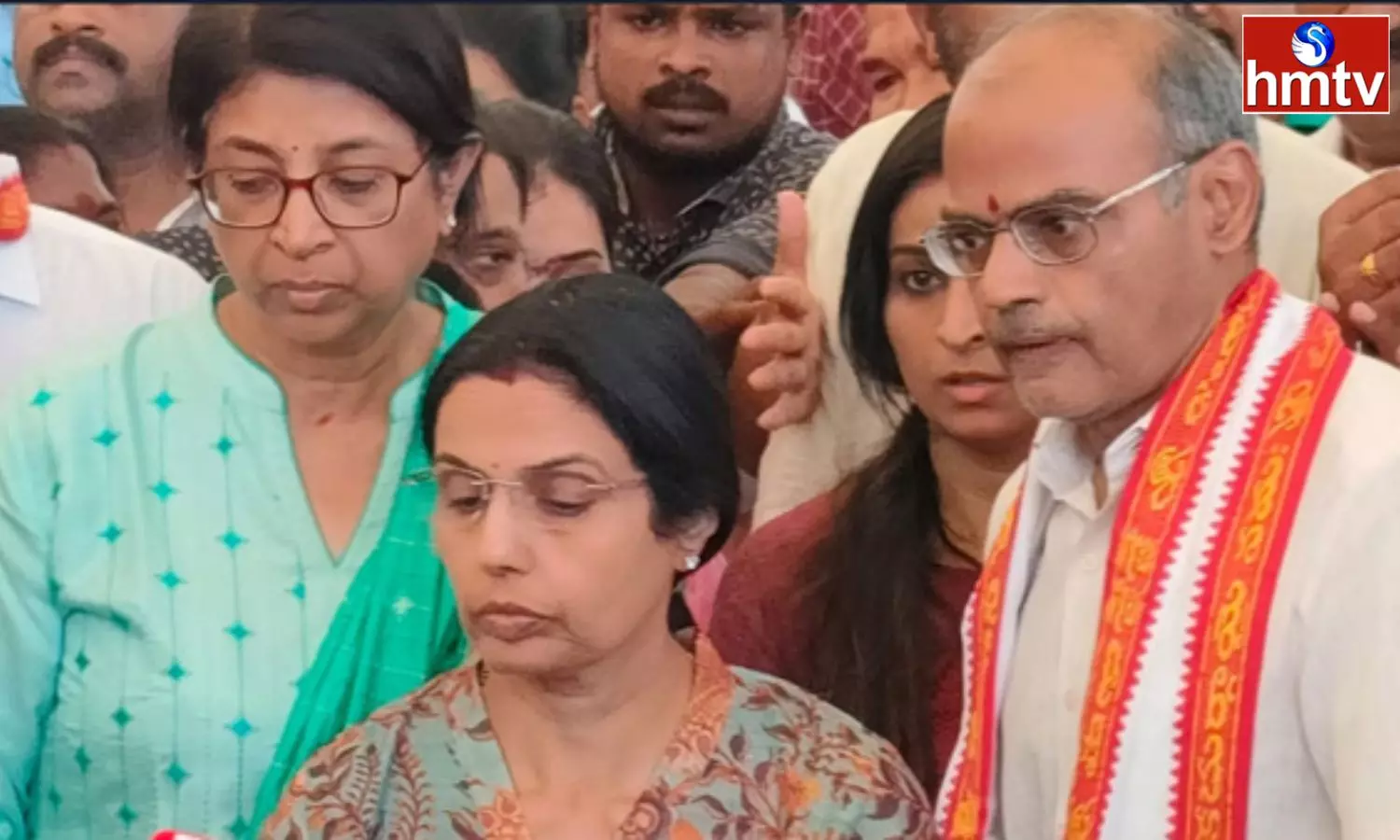 Chandrababu Wife Bhuvaneswari Condemns the Arrest of her Husband