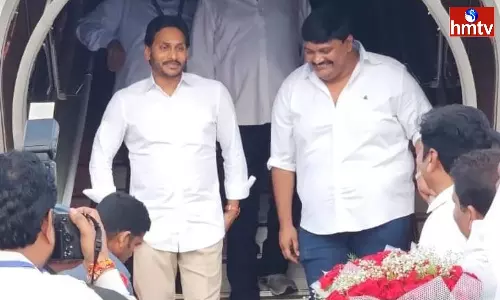 CM Jagan Reached Vijayawada After Completing His Foreign Tour CM Jagan Reached Vijayawada After Completing His Foreign Tour