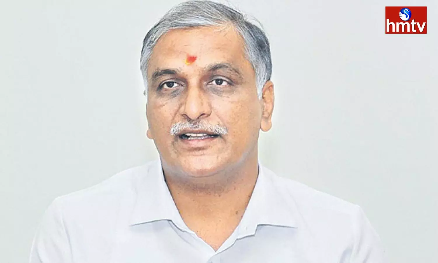 Minister Harish Rao Unveiled the National flag Minister Harish Rao Unveiled the National flag