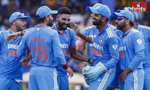 Sri Lanka blown away for 50 as Siraj takes six wickets