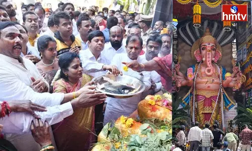 Governor Tamilisai Tholi Pooja Of Khairatabad