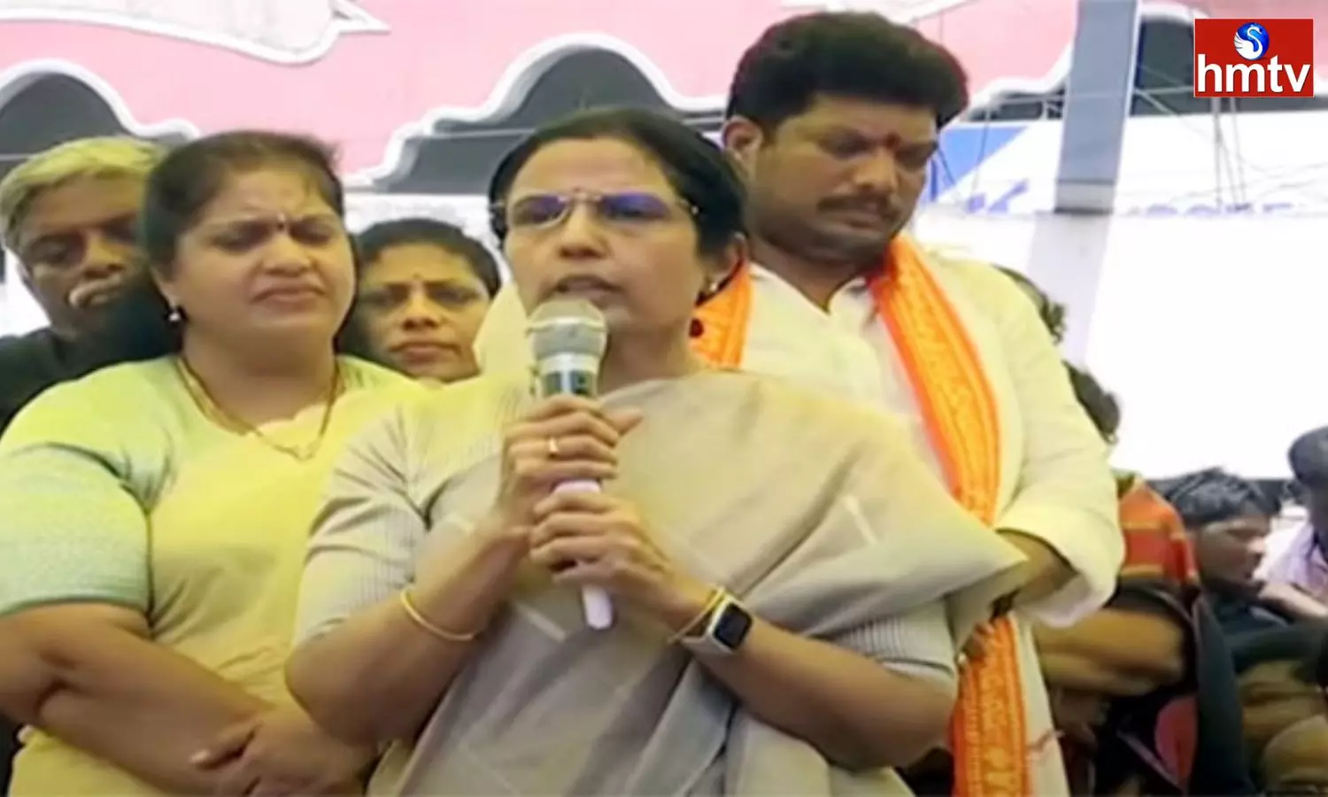 Chandrababu Is A Man Who Always Works For People Says Nara Bhuvaneshwari