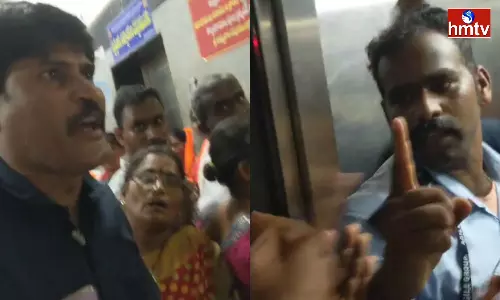 Devotees Brutalized By Staff In Vijayawada Durga Temple