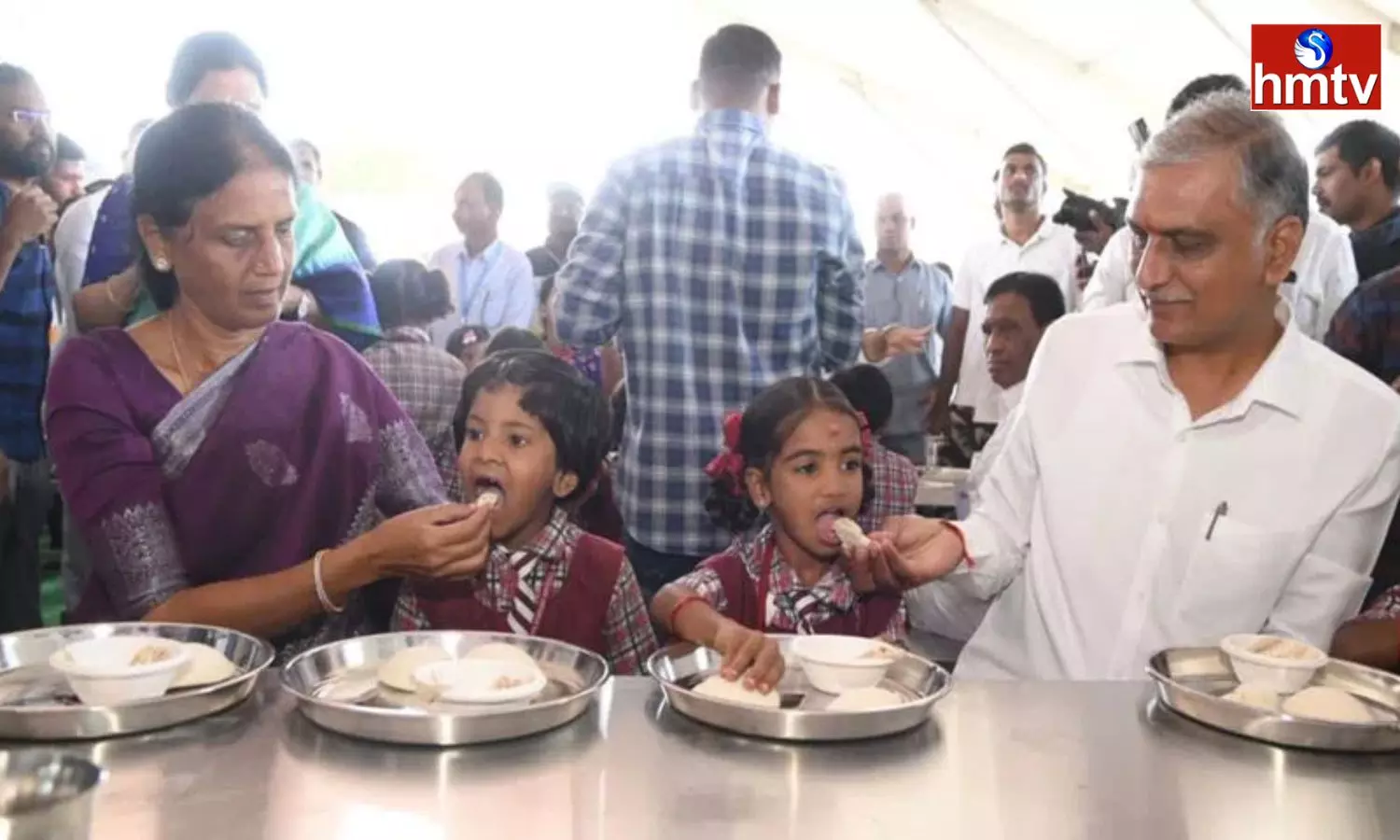 Harish Rao Launches CM Break fast in Rangareddy Raviryal