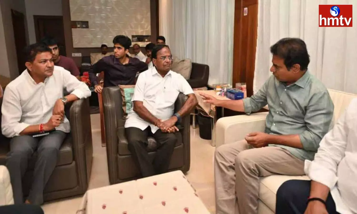 KTR Invites Ponnala Lakshmaiah to Join BRS