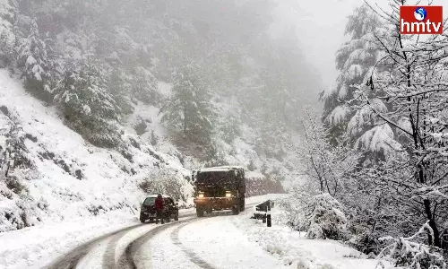 Heavy Snowfall In Jammu Kashmir