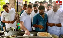 Rahul Gandhi Making Dosa on the Tiffin cart