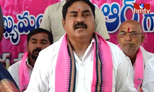 Errabelli Said That Rahul Bus Yatra Was Flop