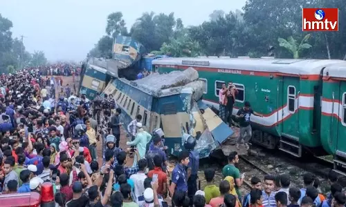 20 killed Several injured in collision between two Trains in Bangladesh 20 killed Several injured in collision between two Trains in Bangladesh