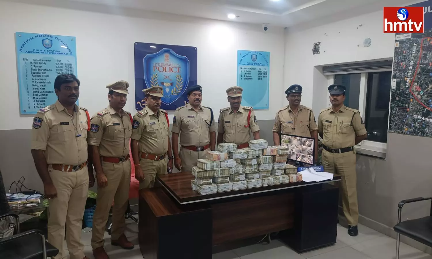 Seizure Of Huge Cash In Hyderabad Seizure Of Huge Cash In Hyderabad