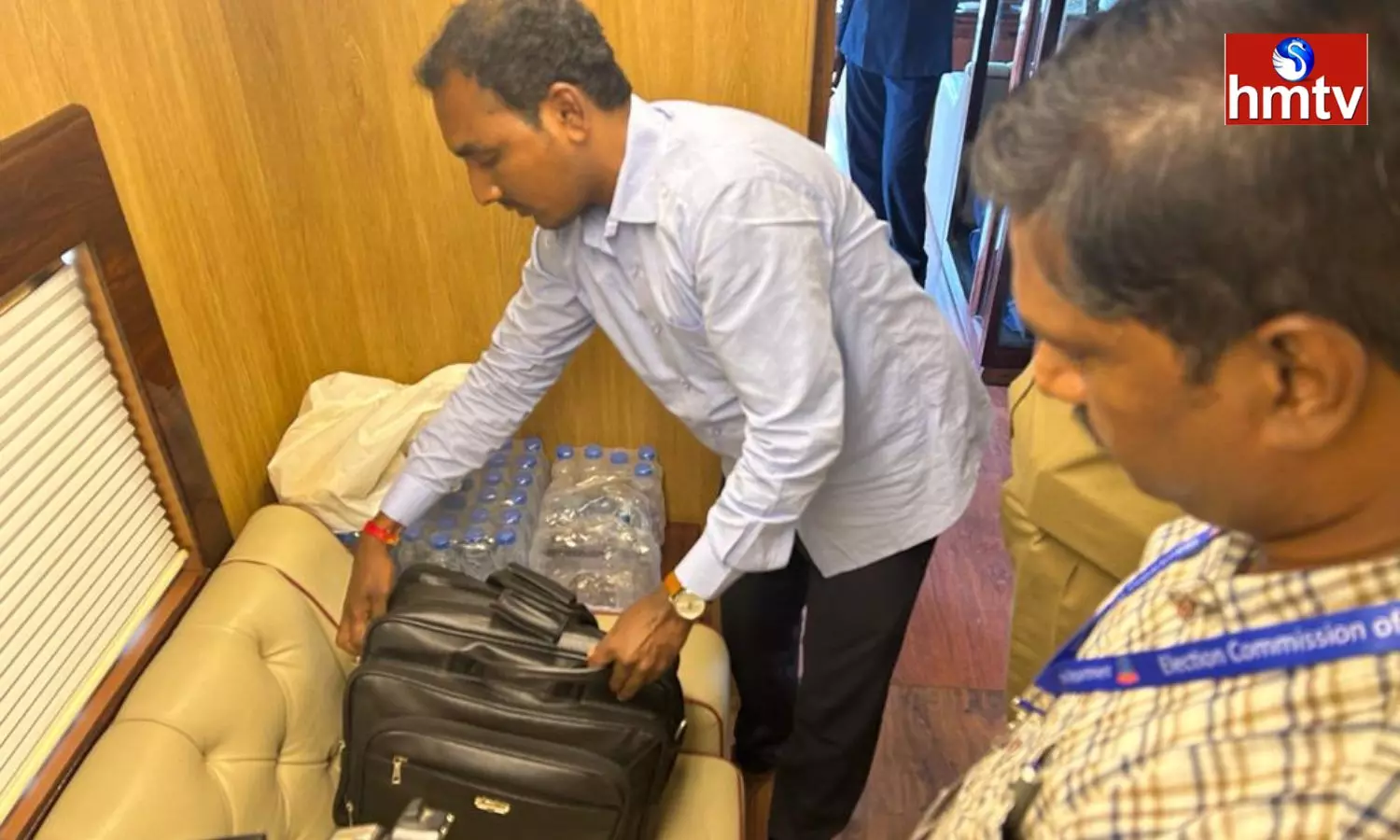 EC Inspected the Pragathi Ratham in which KCR was Traveling EC Inspected the Pragathi Ratham in which KCR was Traveling