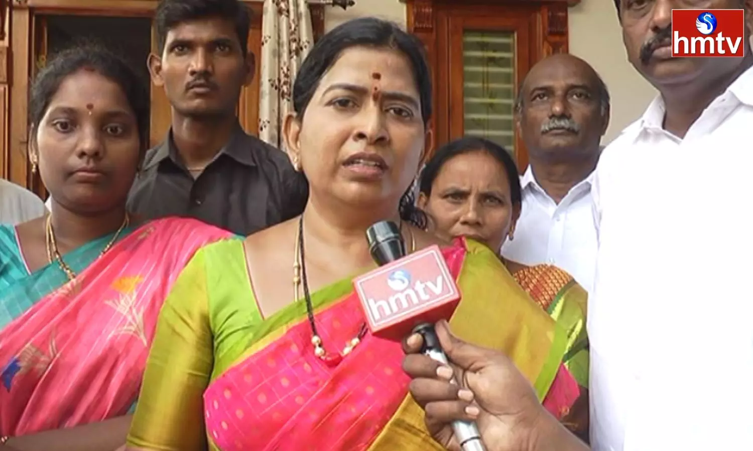 Taneti Vanitha Comments On Daggubati Purandeswari