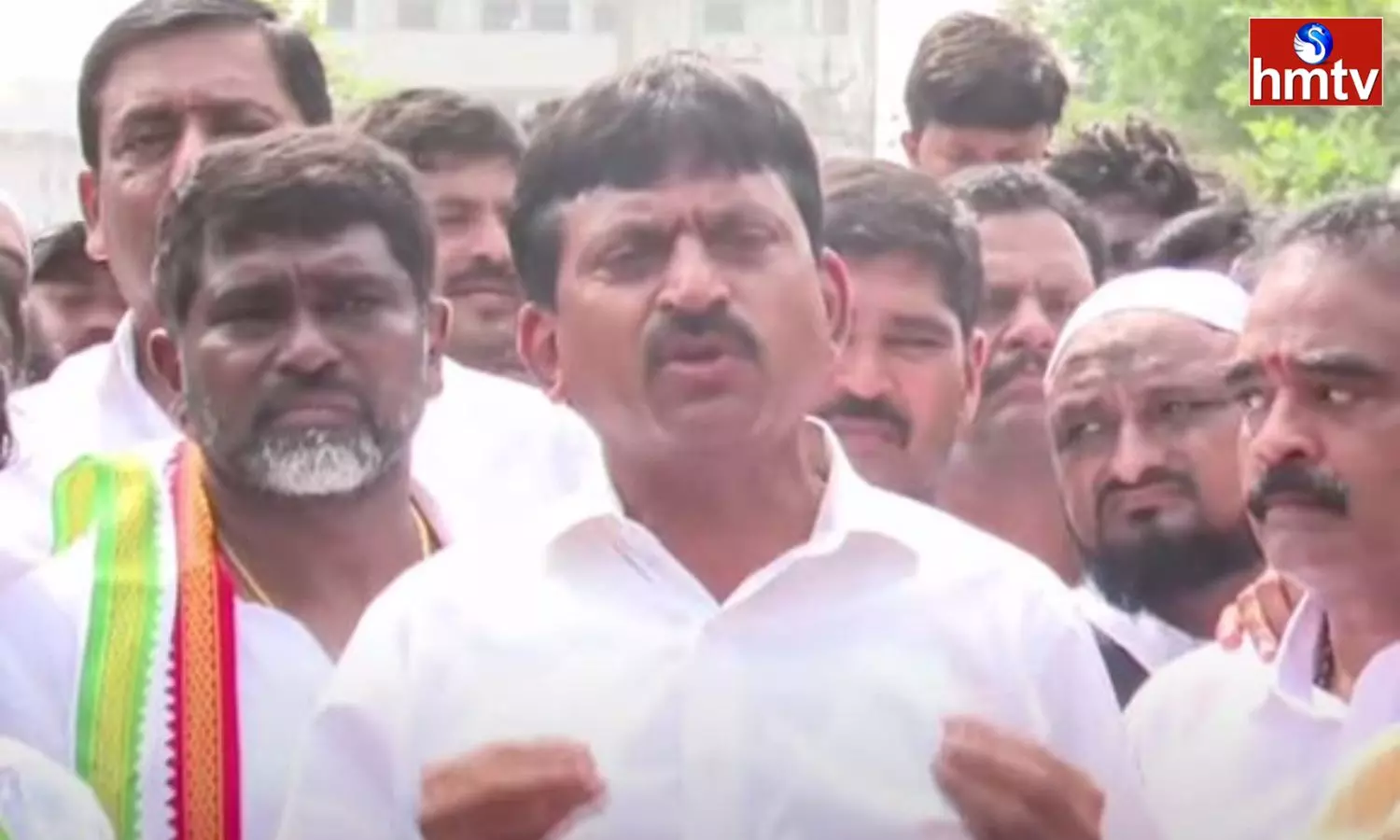 Ponguleti Srinivasa Reddy React To IT Raids