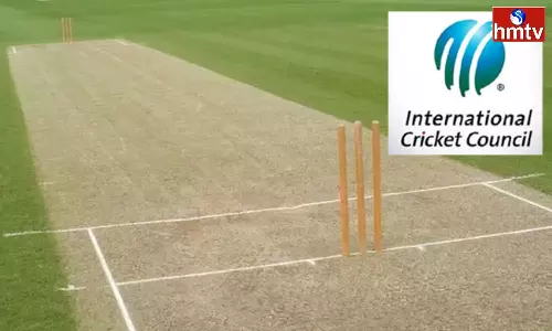 Stop Talking About Pitch Change, its Nonsense Says Sunil Gavaskar Stop Talking About Pitch Change, its Nonsense Says Sunil Gavaskar