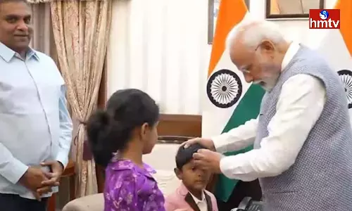 Narendra Modi Playing With Children Narendra Modi Playing With Children